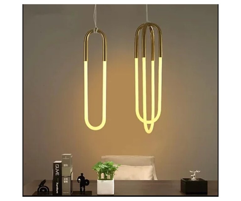Sizzling Lights Loop Golden Ovel Shaped Metal Pendant Light (Pack of 1)